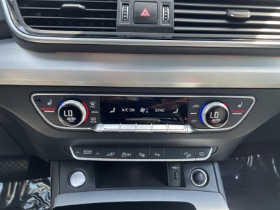 2024 Audi Q5 S line Prestige