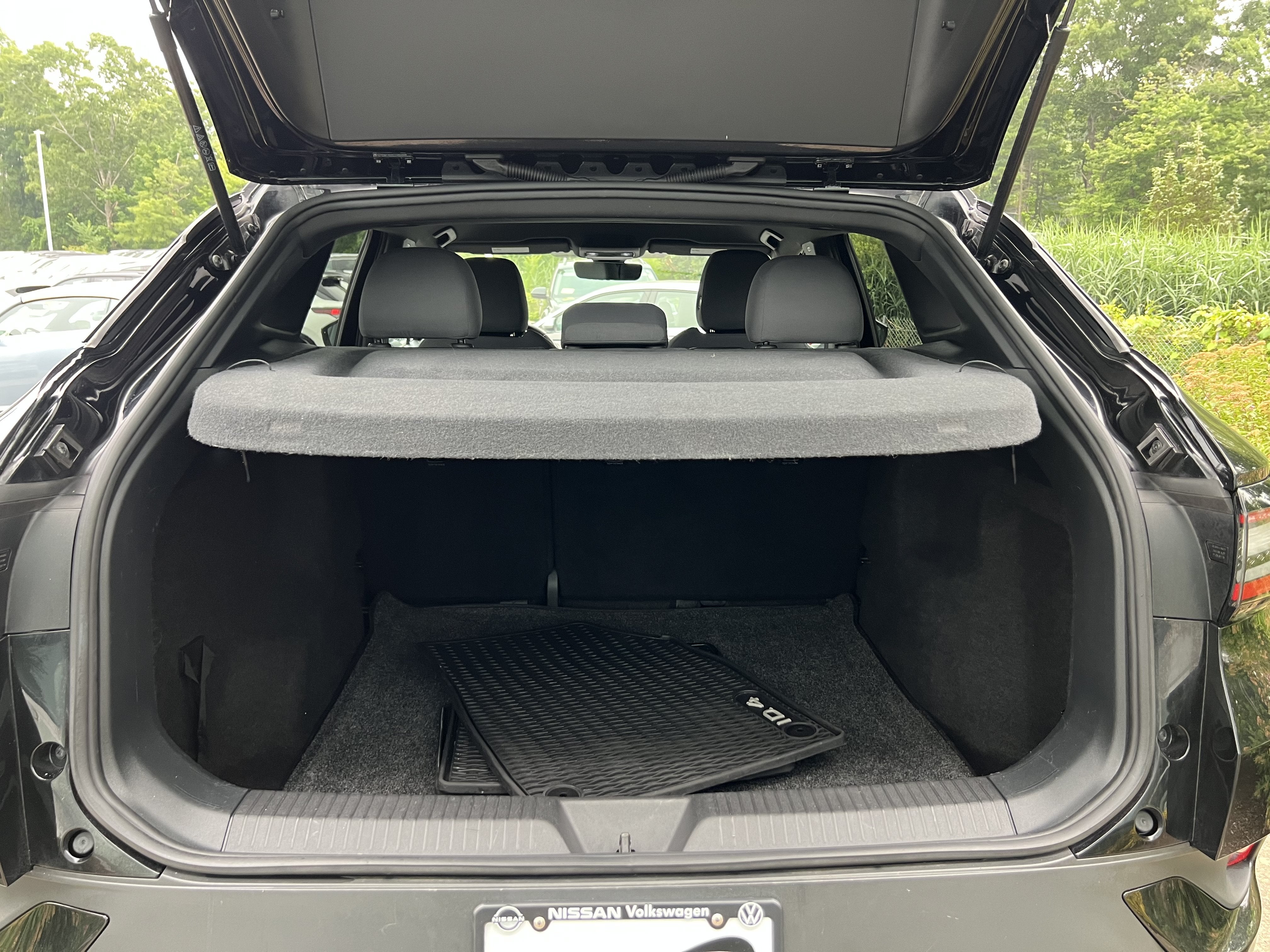 2022 Volkswagen ID.4 Pro
