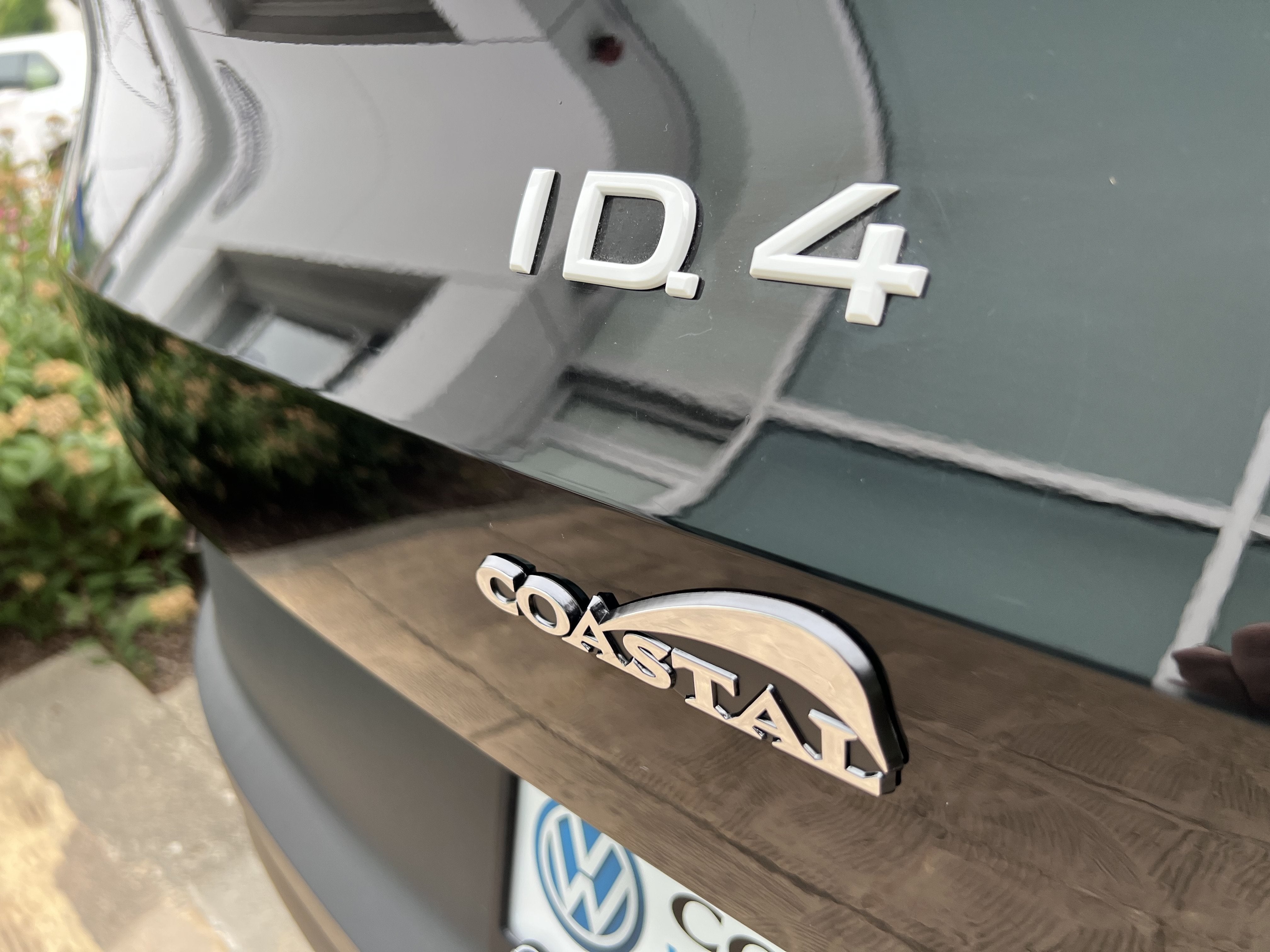 2022 Volkswagen ID.4 Pro